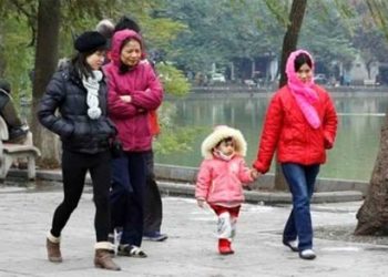 Hà Nội đón năm mới trong giá rét 9 độ C