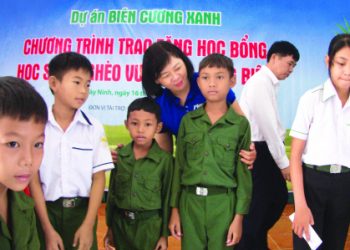 Gieo mầm xanh trên miền biên giới