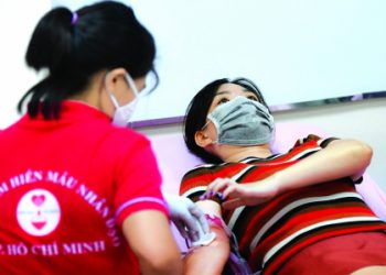 Những giọt máu ân tình trong đại dịch