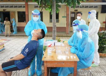 Sáng 30/7: Có 4.992 người mắc COVID-19, TPHCM 2.740 ca