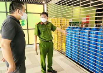 Canh phòng “giặc lửa” ở các bệnh viện dã chiến