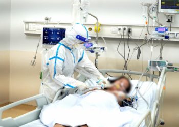 Ba tháng, bác sĩ hồi sức chỉ nghỉ ngơi một ngày