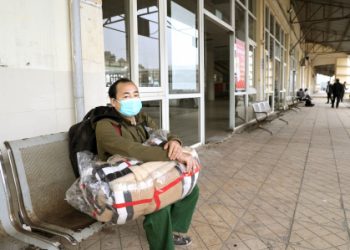 “Đau đầu” vì người lao động về quê sớm để kịp cách ly