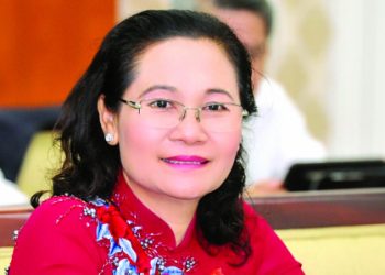 Đoàn kết và nghĩa tình đưa thành phố vượt mọi gian lao