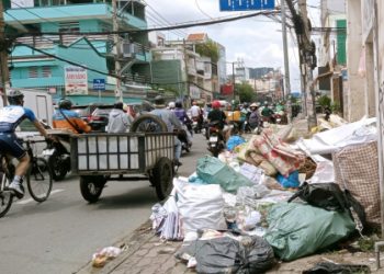 “Mắt thần” chưa ngăn được người xả rác