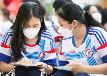 Xét tuyển đại học năm 2022 có “dễ thở” hơn?